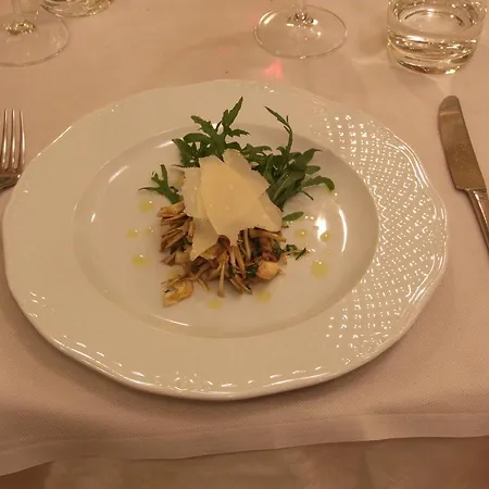 ホテル Chi Ghinn *