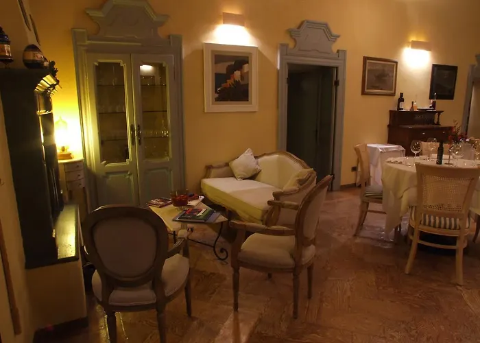 فندق Chi Ghinn فيربانيا